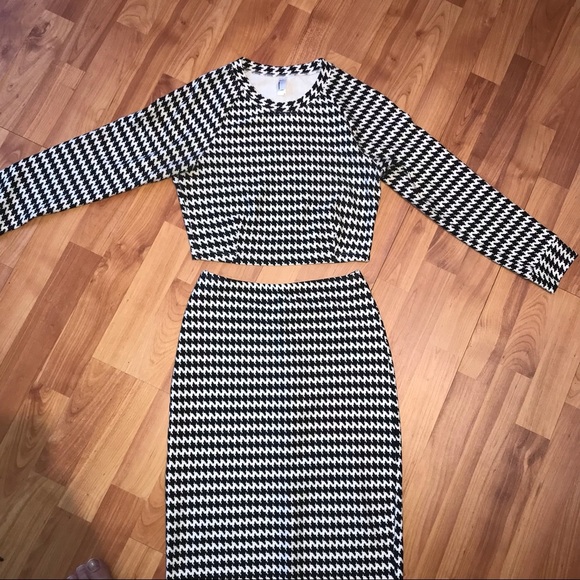 American Apparel Two Piece Houndstooth Skirt Set - Picture 2 of 11